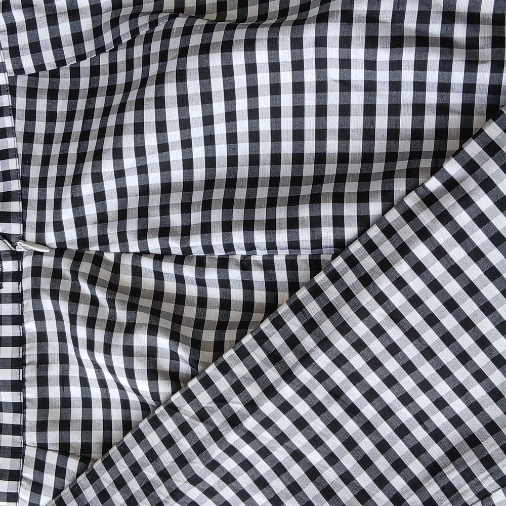 Ladies Black and White Checkered Pants